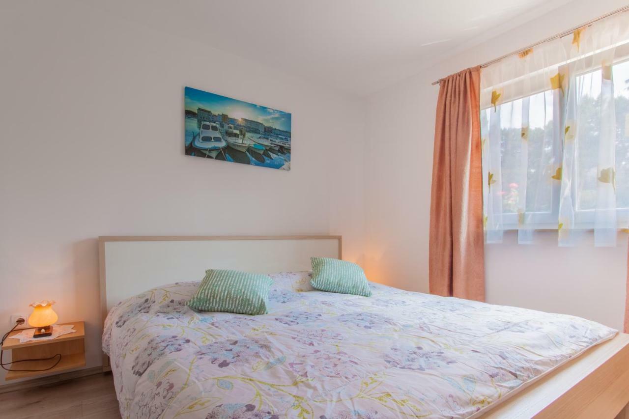 Apartment Enjoy And Relax Đảo Đảo Cres Ngoại thất bức ảnh